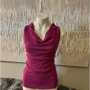 Cute sleeveless top fushia